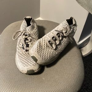 No Bull Size 8.5 Womens Running Shoe Slightly worn